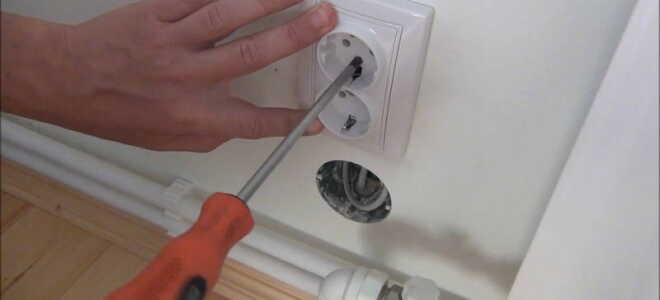 Как установить двойную розетку