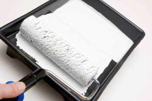 Чем и как красить обои под покраску своими руками?