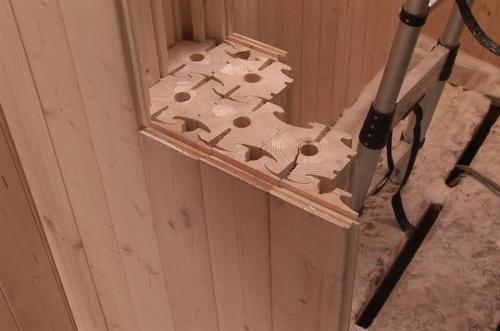 Монтаж вертикального бруса